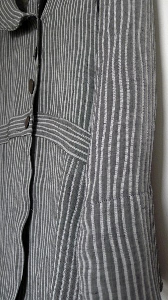 Layered ensemble from Ivey Abitz